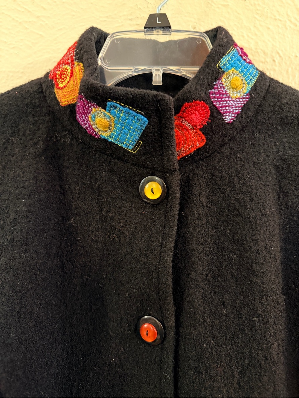 Icelandic Design black wool embroidered jacket - Picture 3 of 9